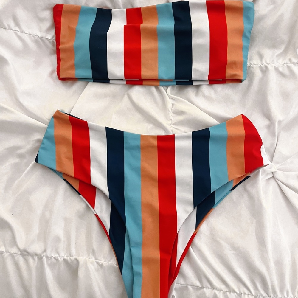 Strapless, High Wasted Bikini